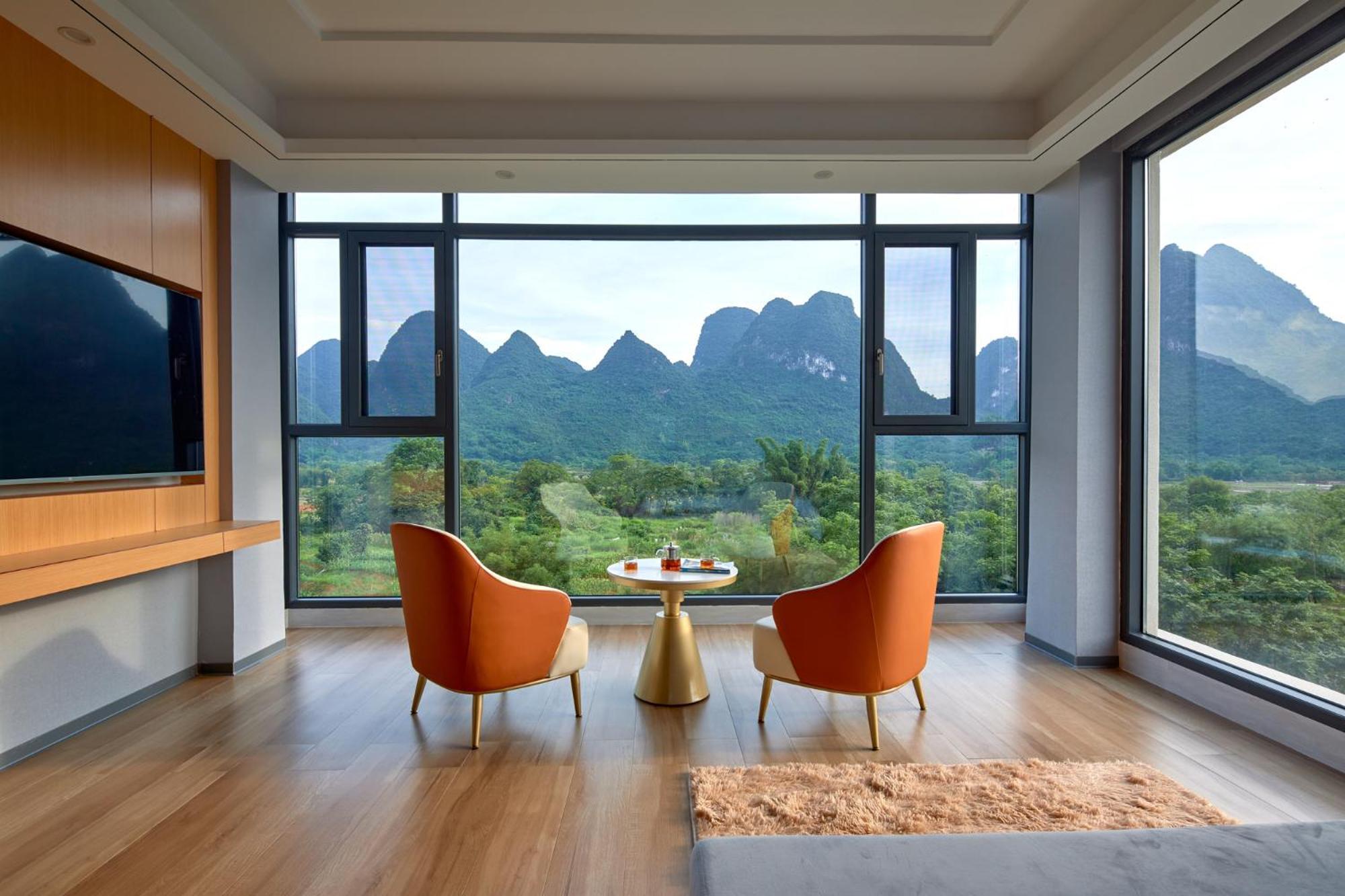 Yangshuo Fortune Lake Inn- One Way Free Pick Up From Airport Or Ts Over 3 Nights エクステリア 写真