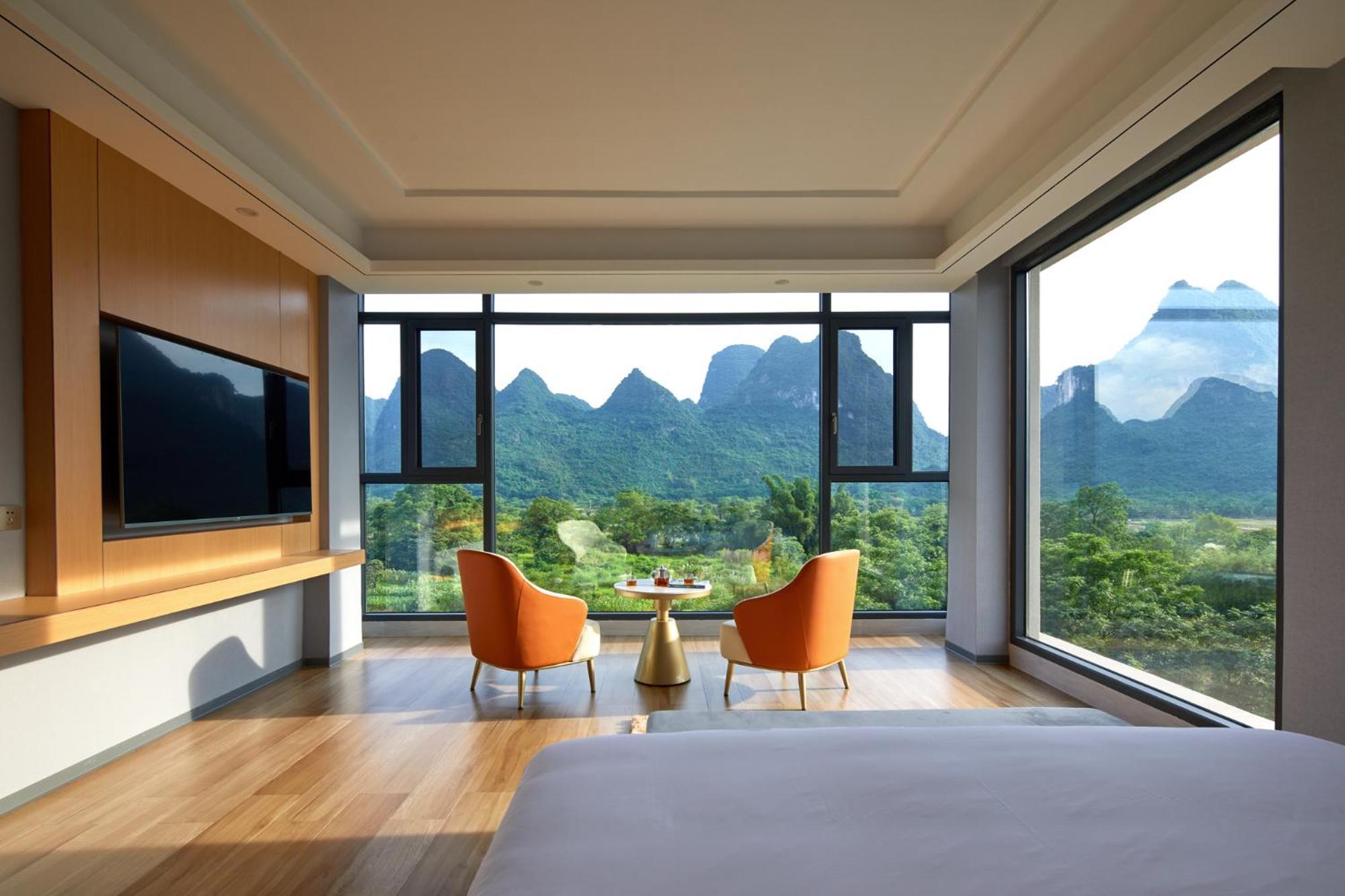 Yangshuo Fortune Lake Inn- One Way Free Pick Up From Airport Or Ts Over 3 Nights エクステリア 写真