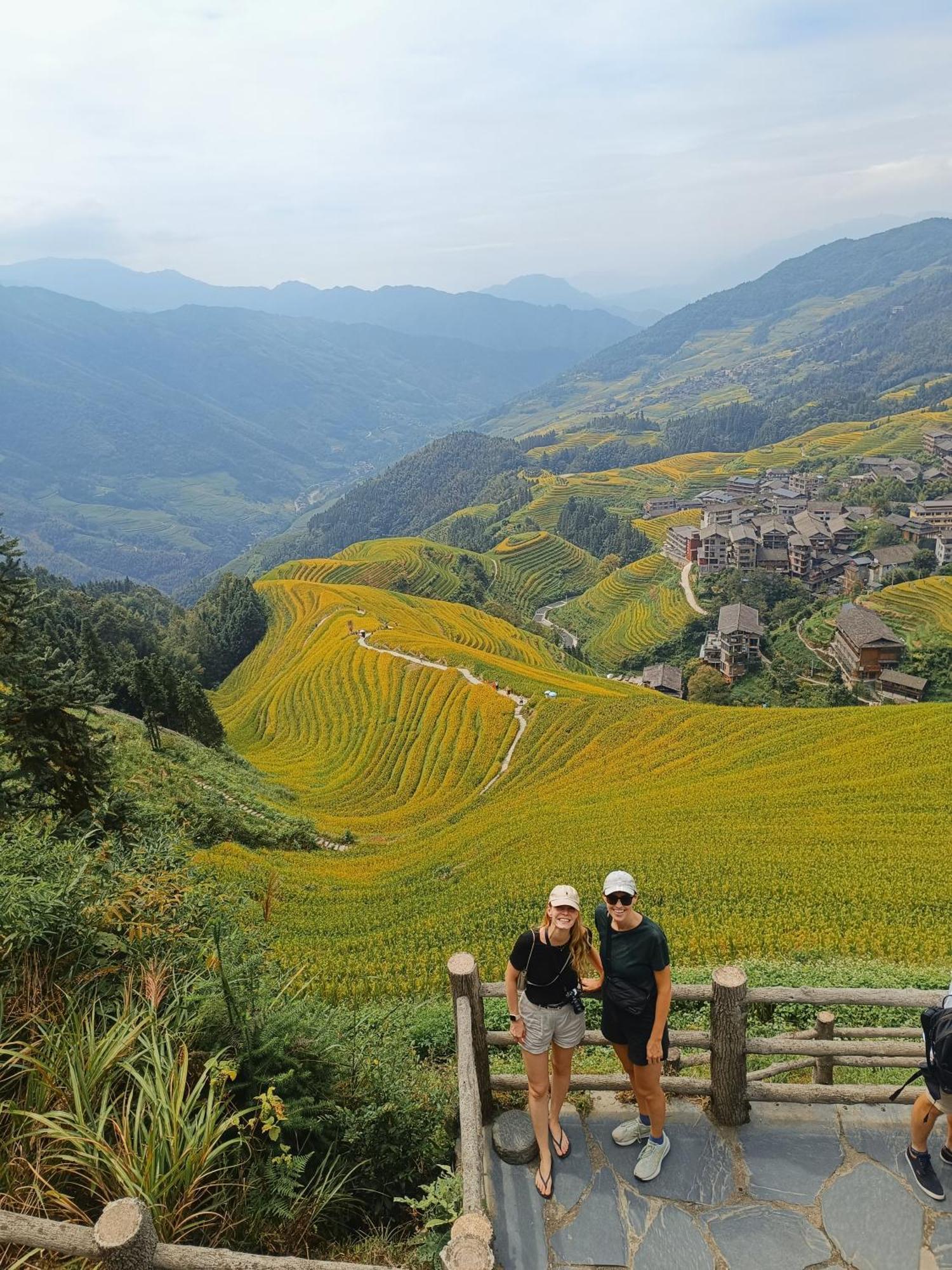 Yangshuo Fortune Lake Inn- One Way Free Pick Up From Airport Or Ts Over 3 Nights エクステリア 写真