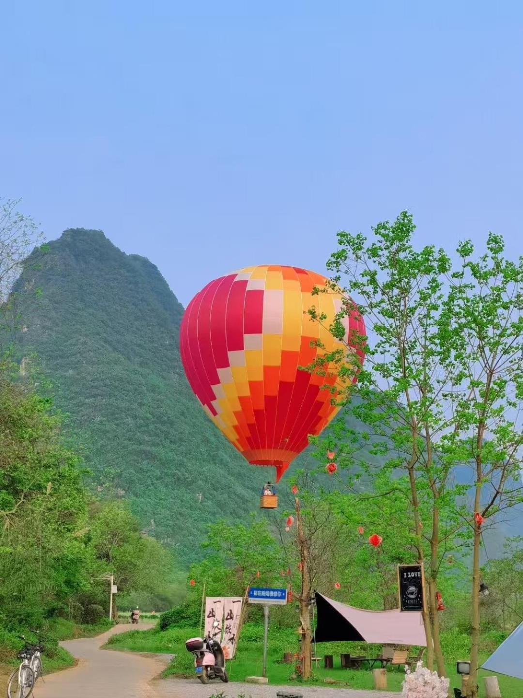 Yangshuo Fortune Lake Inn- One Way Free Pick Up From Airport Or Ts Over 3 Nights エクステリア 写真